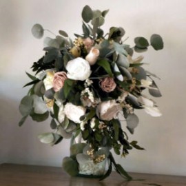 Ramo de Novia Vintage de Rosas Preservadas